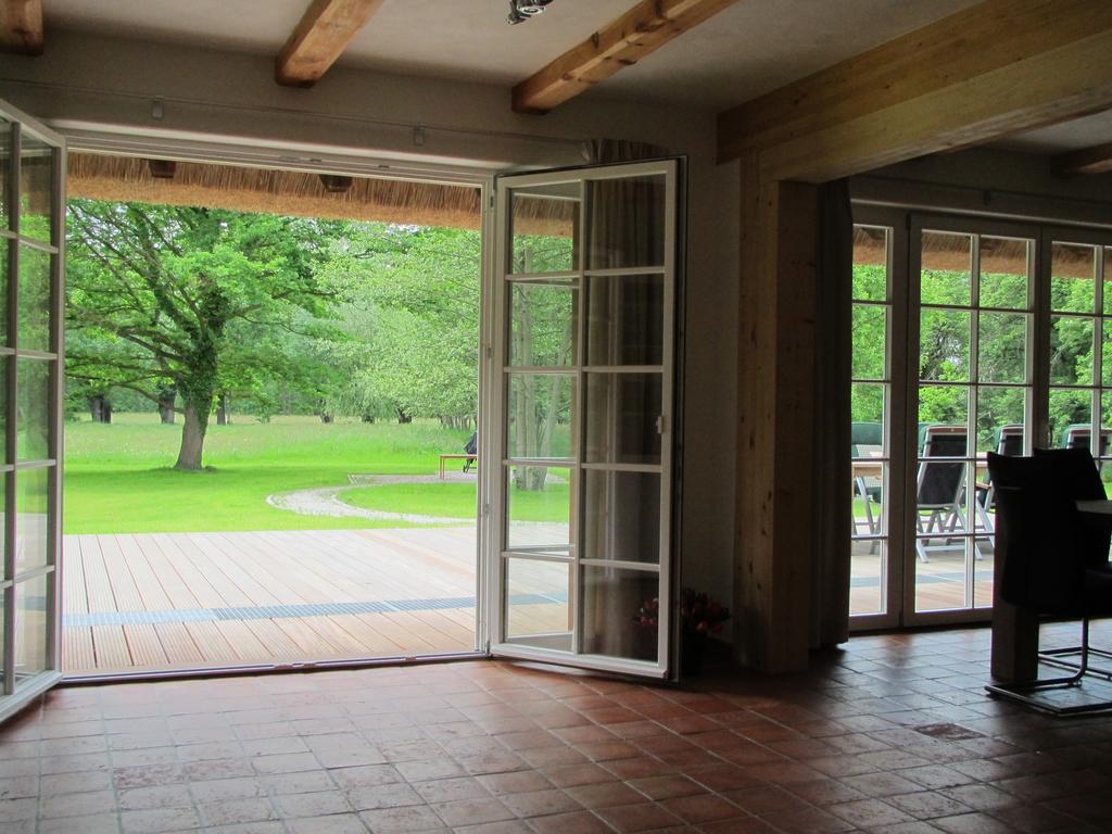 Exklusives Holzhaus Villa Burg  Ruang foto